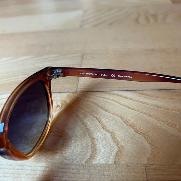 Sunski Yuba tortoise polarized sunglasses - Picture 7 of 10